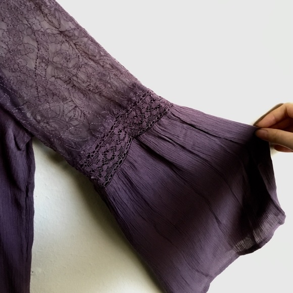 American Eagle Bell-Sleeve Lace Blouse - Picture 3 of 3